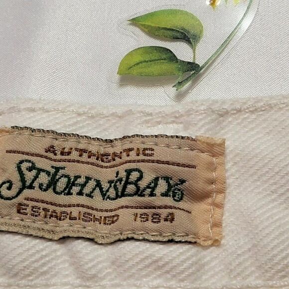 St. Johns, Women's White Jeans, Size 4, Not Worn - Picture 3 of 8